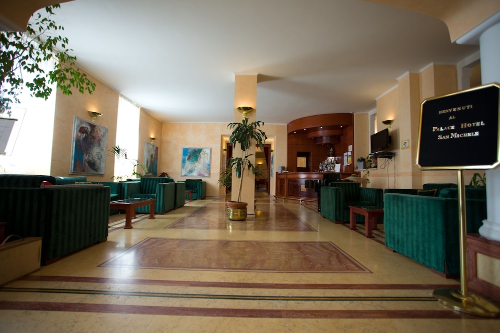 

Milano - Mattinata - Palace Hotel San Michele
