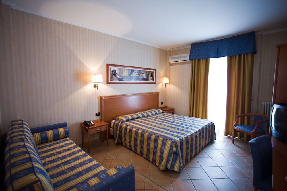 

Milano - Mattinata - Palace Hotel San Michele