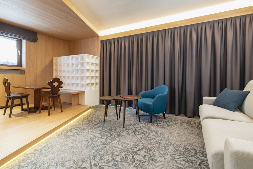 

Firenze - Cortina d'Ampezzo - Hotel Lajadira & Spa