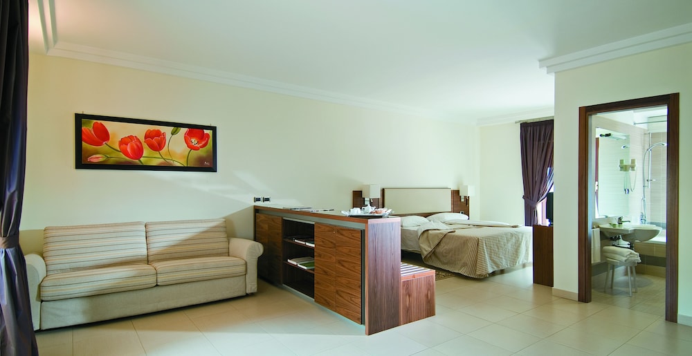 

Milano - Bacoli - Suites & Residence Hotel Napoli