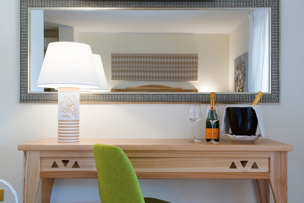 

Milano - Sant'Antonio di Gallura - Hotel Aldiola Country Resort