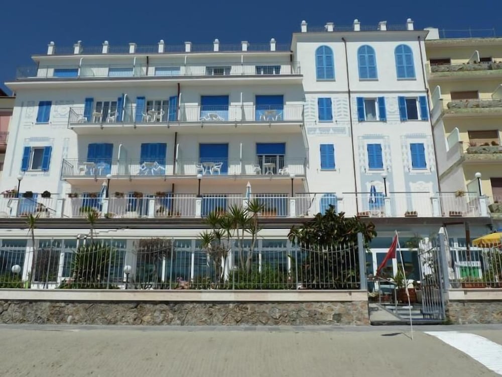 

Venezia - Alassio - Hotel La Balnearia