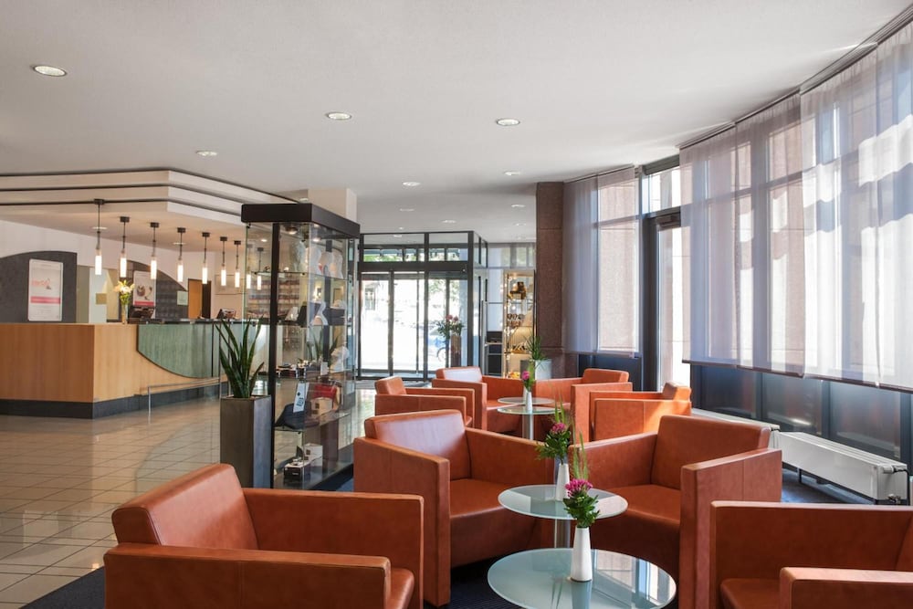 

Napoli - Merzhausen - IntercityHotel Freiburg