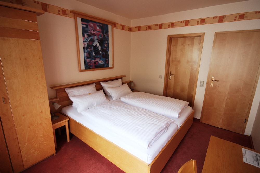 

Milano - Colonia - Hotel Glockengasse