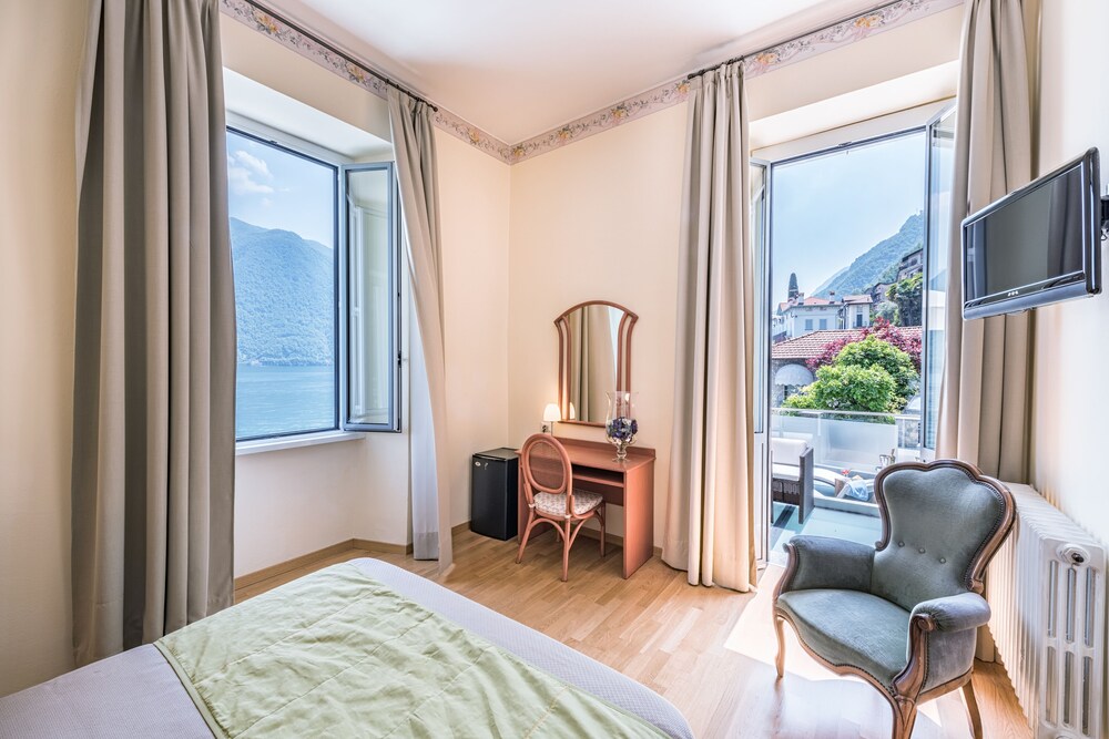 

Napoli - Nesso - Villa Belvedere Como Lake Relais