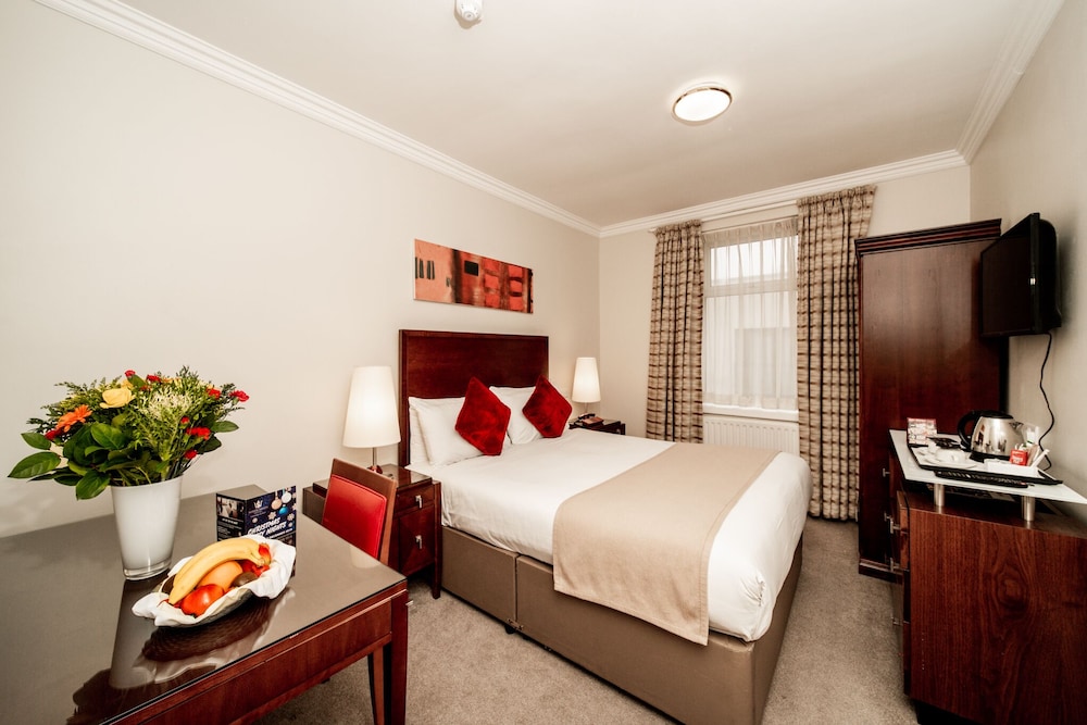 

Roma - Swords - White Sands Hotel