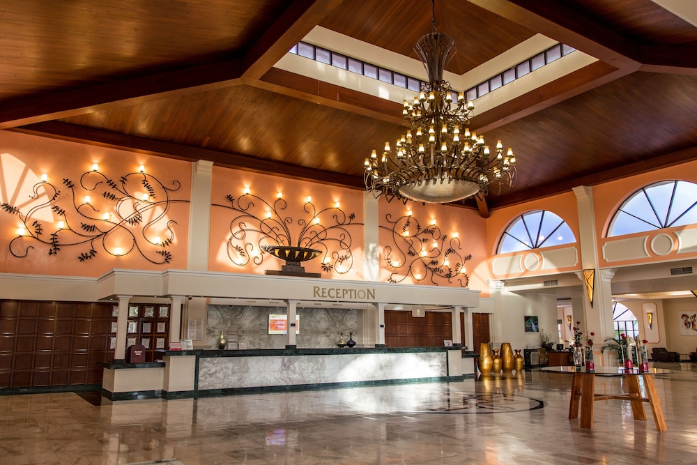 

Palermo - Puerto Aventuras - Sandos Playacar Select Club Adults Only - All Inclusive