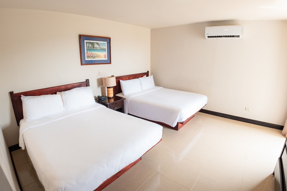 

Bari - Playa Hermosa - Villas Sol Beach Resort