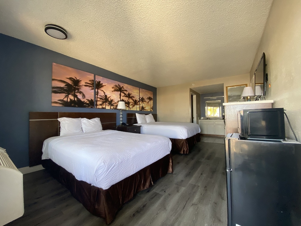 

Milano - Ontario (CA) - Days Inn By Wyndham Ontario Airport