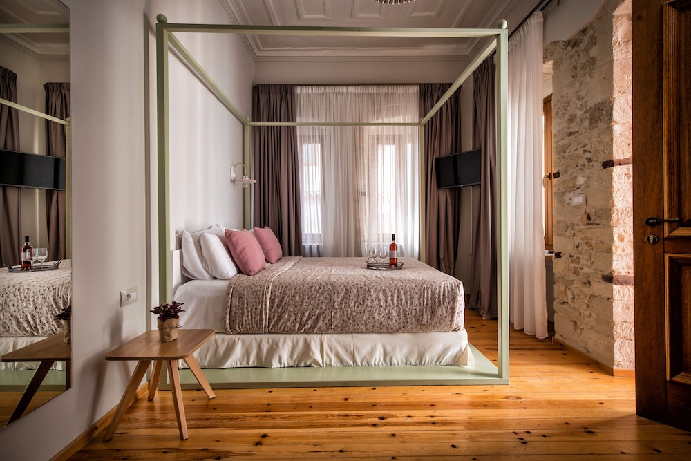 

Catania - Malevizi - Veneziano Boutique Hotel
