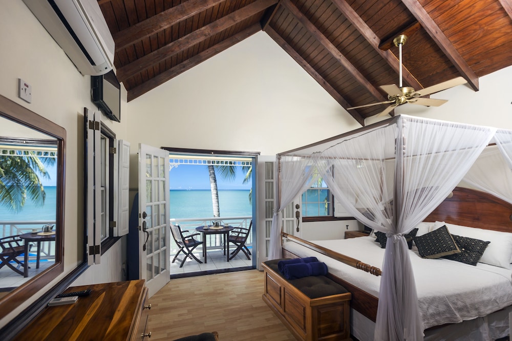 

Milano - Castries - Villa Beach Cottages