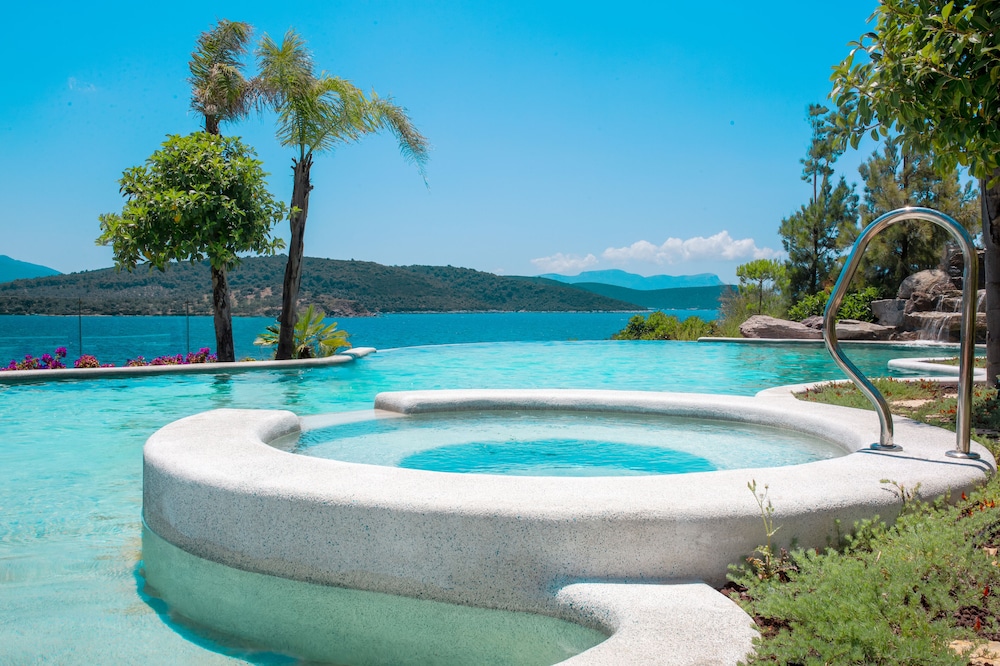 

Roma - Güvercinlik - Le Méridien Bodrum Beach Resort