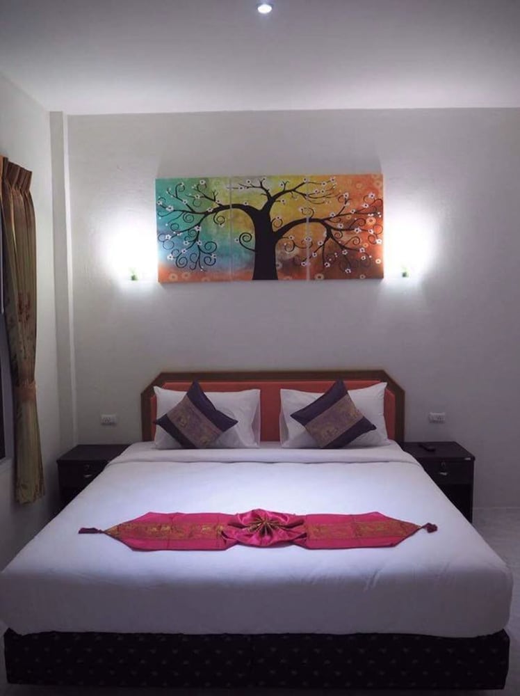 

Napoli - Thalang - At Night Airport Resort