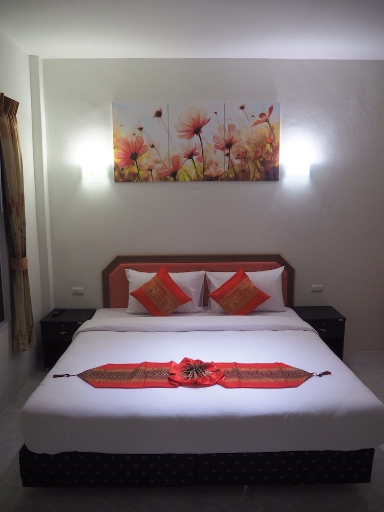 

Milano - Mai Khao Beach - At Night Airport Resort