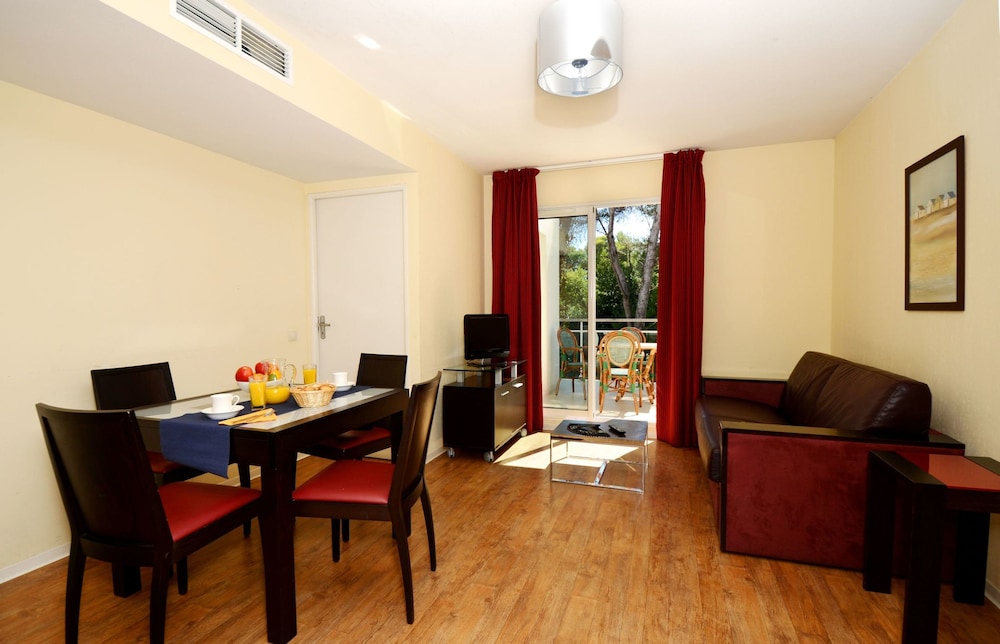 

Roma - Valbonne - Odalys City Antibes Olympe