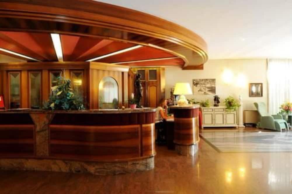 

Milano - Bardolino - Park Hotel Oasi