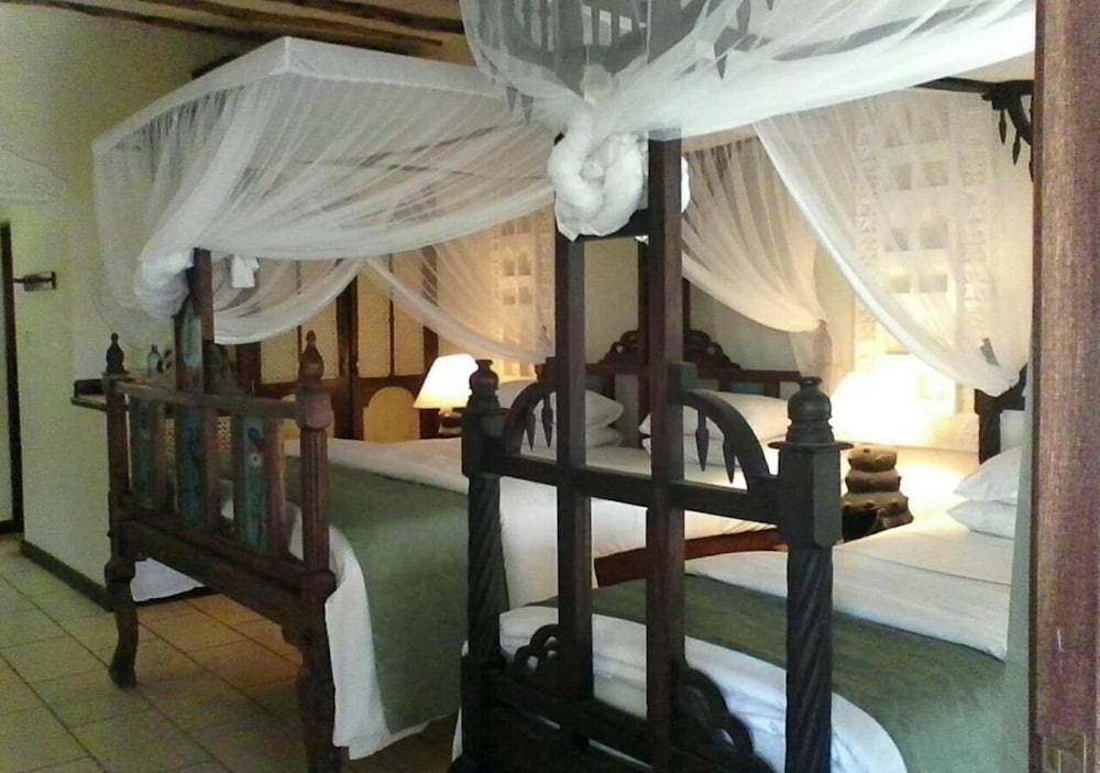 

Bologna - Kilifi - Kilifi Bay Beach Resort