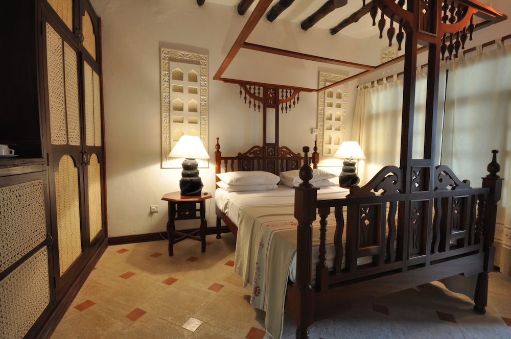 

Cagliari - Kilifi - Kilifi Bay Beach Resort