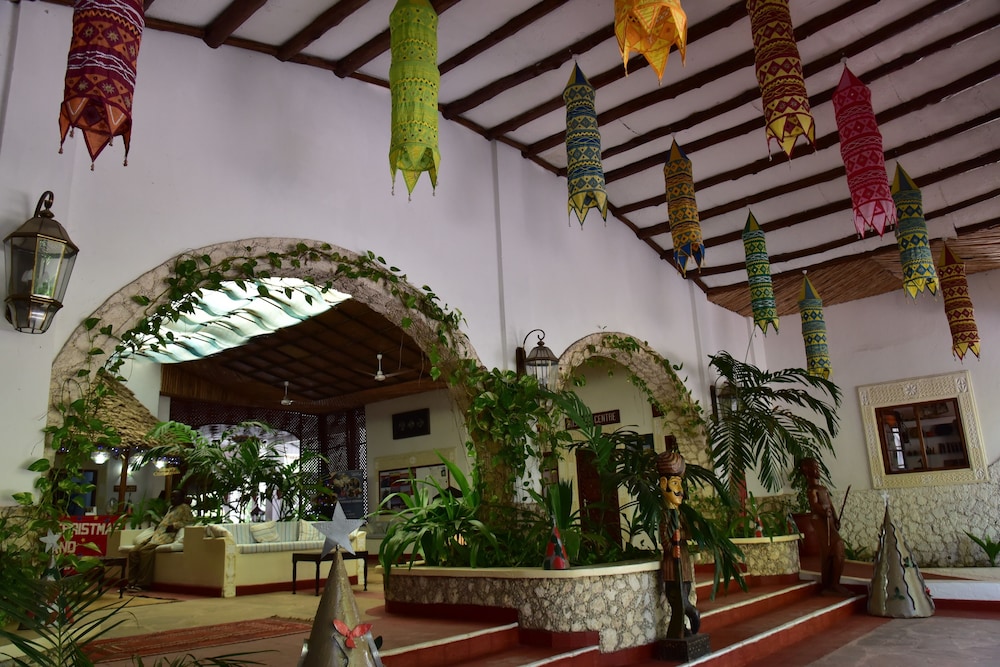 

Bologna - Kilifi - Kilifi Bay Beach Resort