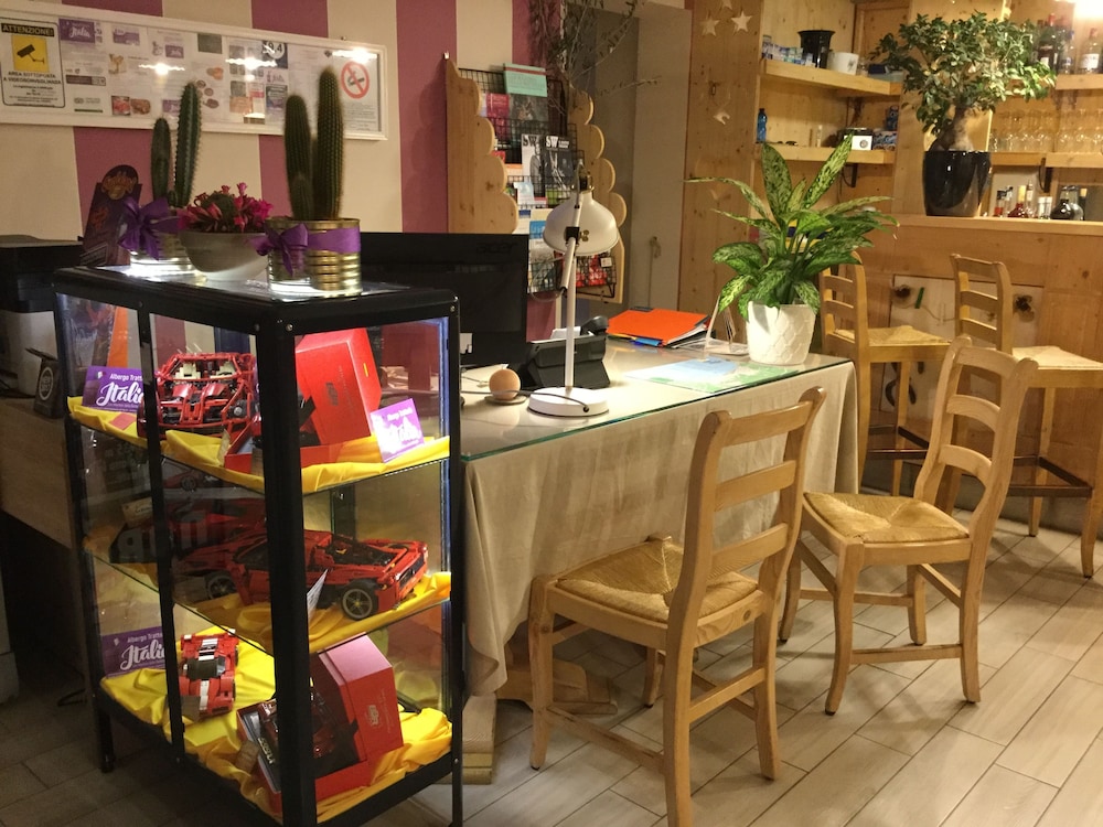

Cagliari - Desenzano del Garda - Albergo Trattoria Italia
