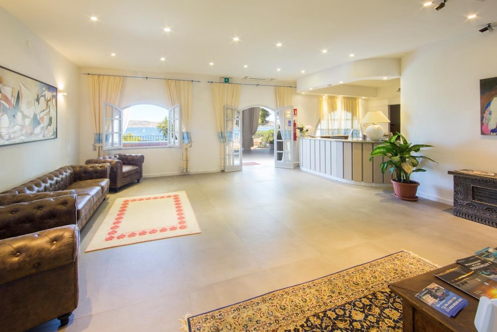 

Catania - Cannigione - Grand Hotel Palau