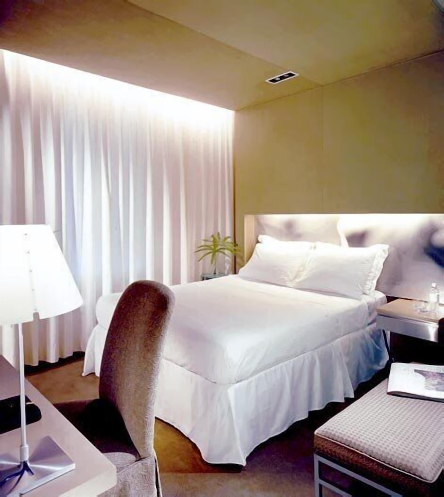 

Torino - North Bergen - Shoreham Hotel