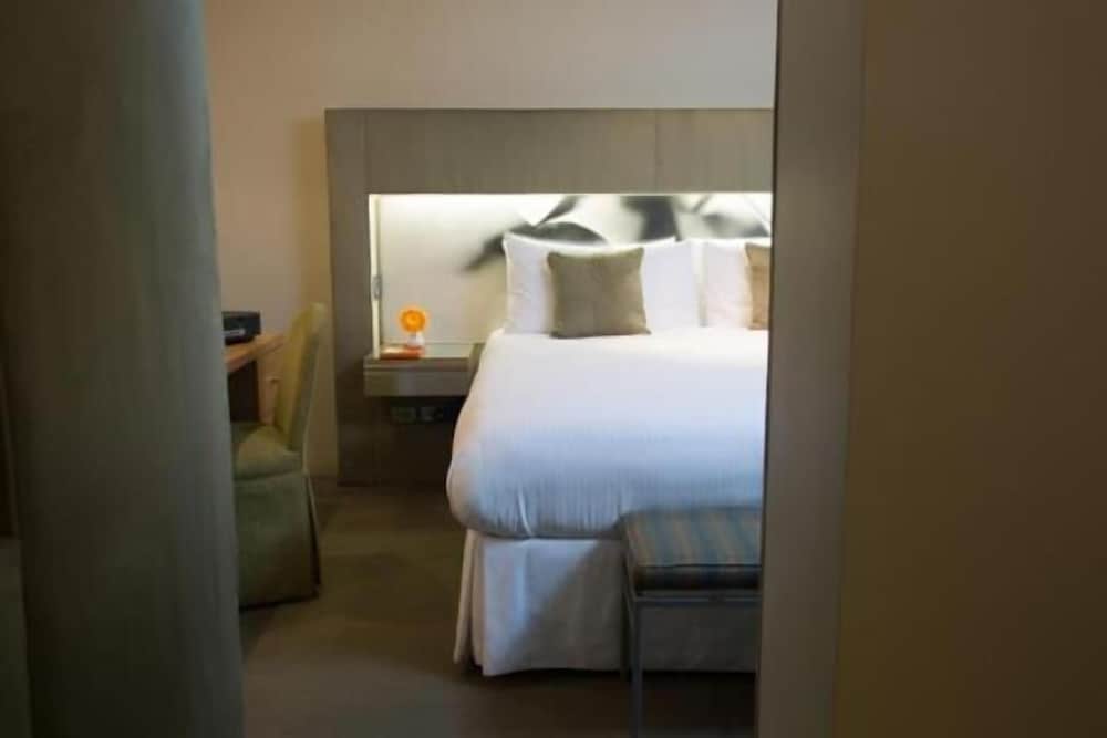 

Genova - New York - Aeroporto La Guardia - Shoreham Hotel