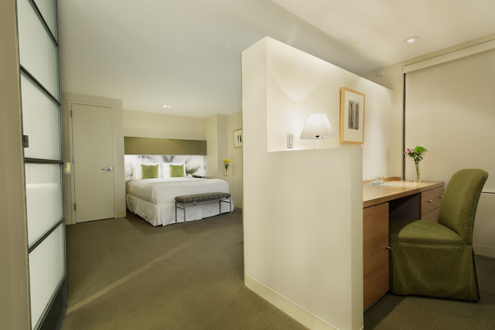 

Torino - New York - Aeroporto La Guardia - Shoreham Hotel