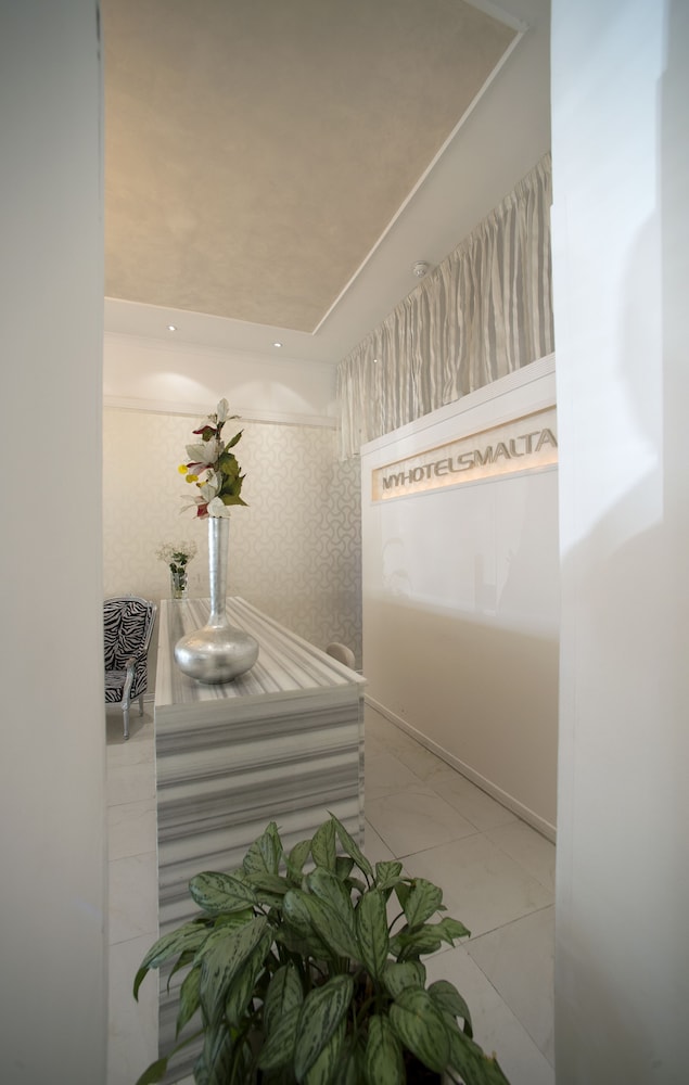

Milano - Il-Gżira - Sliema Marina Hotel