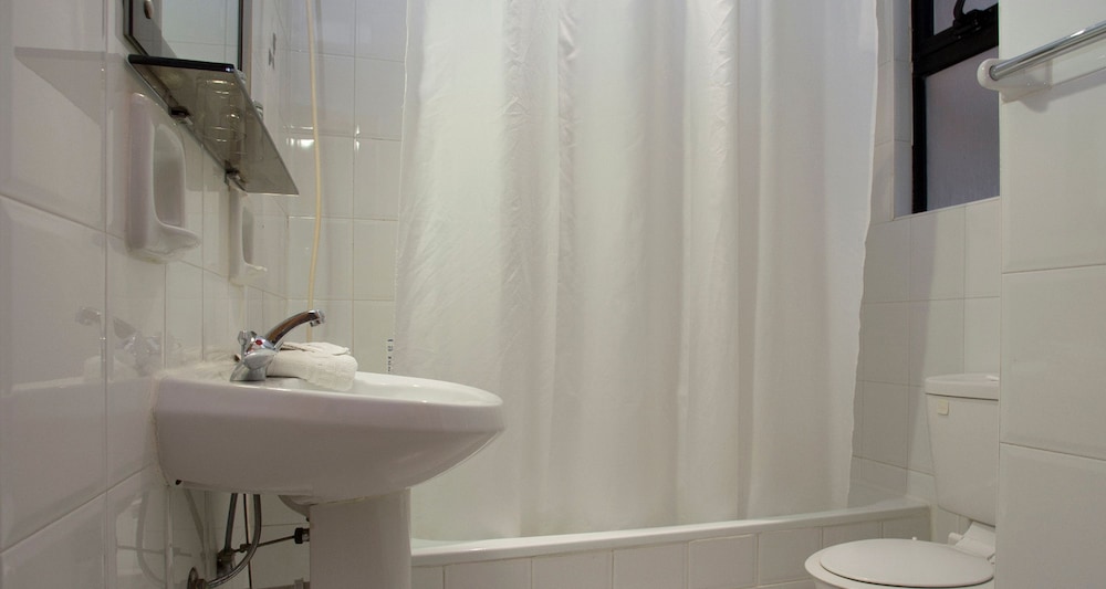 

Catania - Floriana - Sliema Marina Hotel