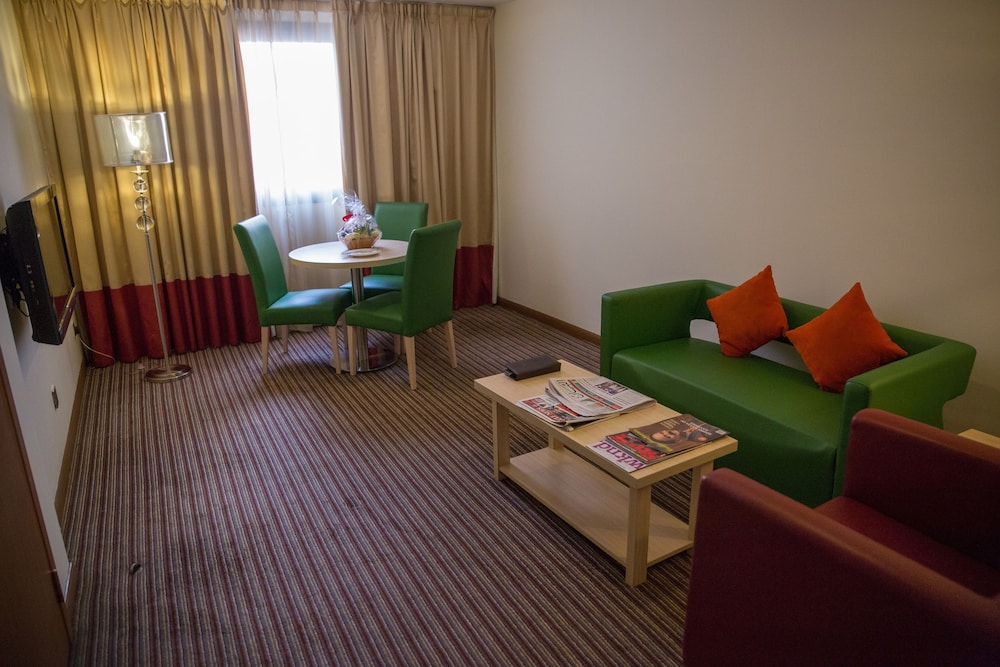 

Bari - Dubai - Saffron Boutique Hotel