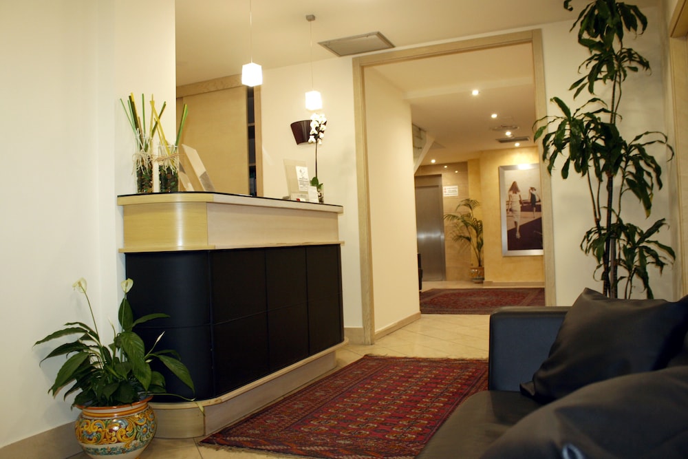 

Milano - San Giovanni la Punta - Hotel Villa Cibele