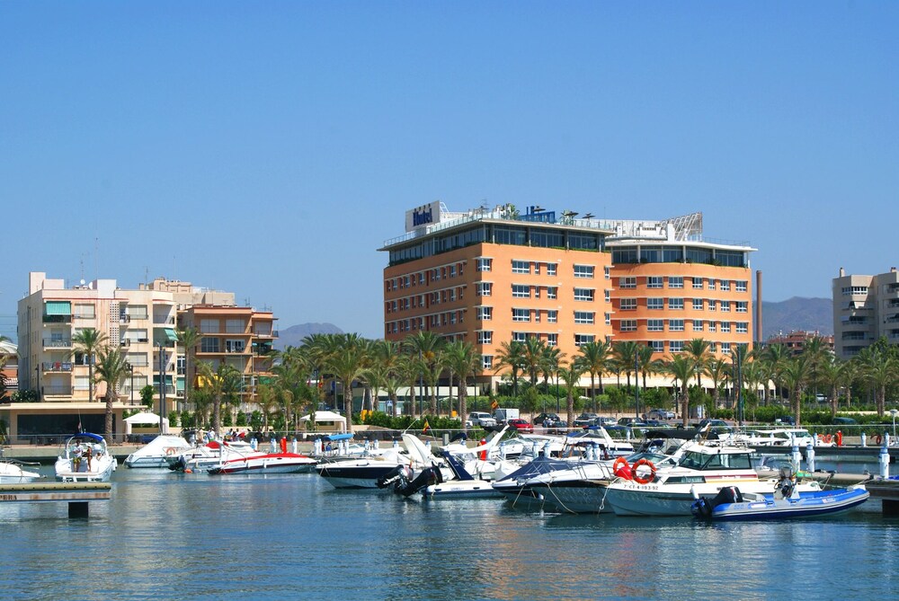 

Milano - San Juan de los Terreros - Senator Águilas