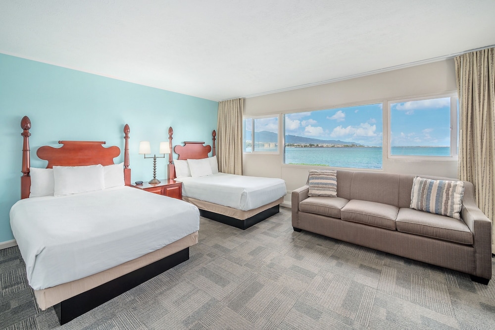 

Roma - Wailuku - Maui Beach Hotel