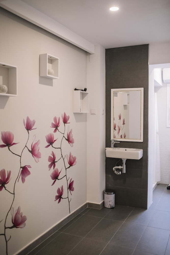 

Napoli - Vilanova i la Geltrú - Hotel César
