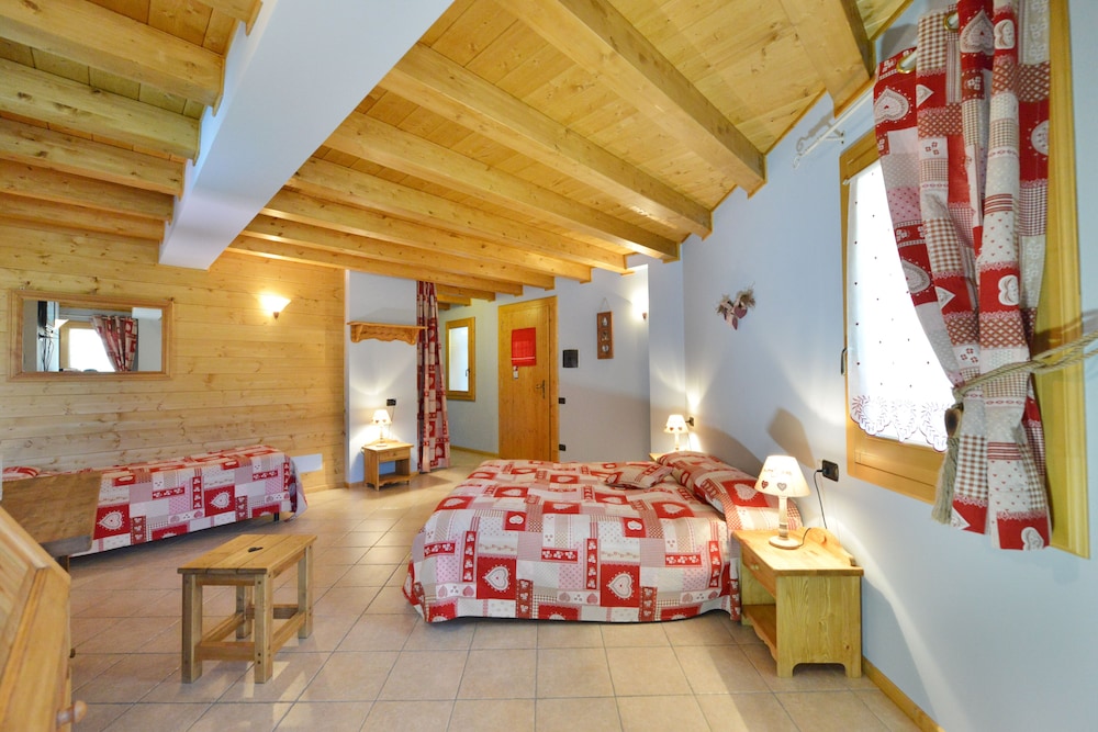 

Bari - Champoluc - Hotel L'espoir