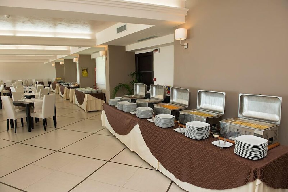 

Torino - Sant'Alessio Siculo - EliHotel