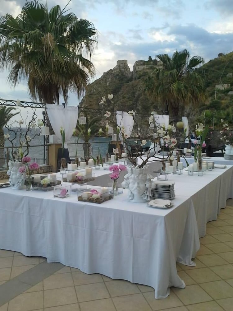 

Venezia - Roccalumera - EliHotel