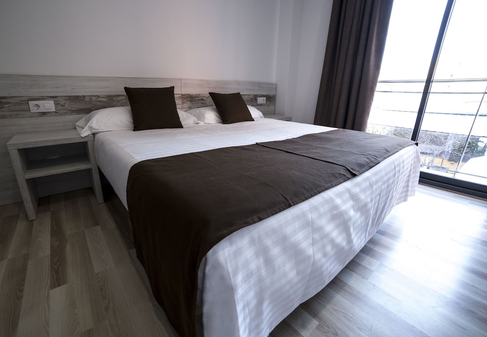 

Milano - Tossa de Mar - Apartaments Ponent