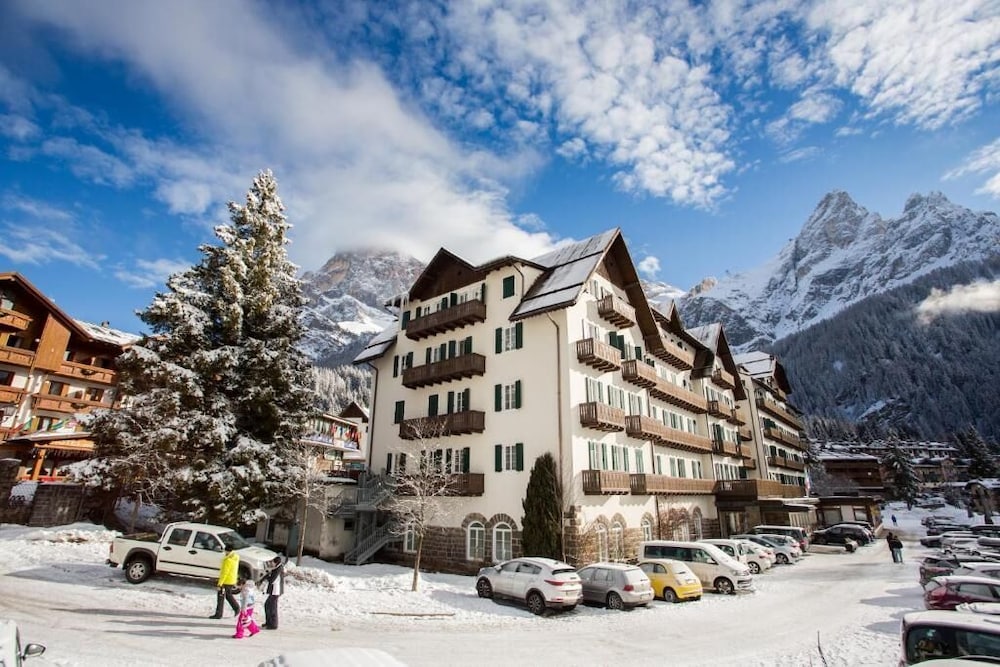 

Catania - San Martino di Castrozza - TH San Martino - Majestic Dolomiti Hotel