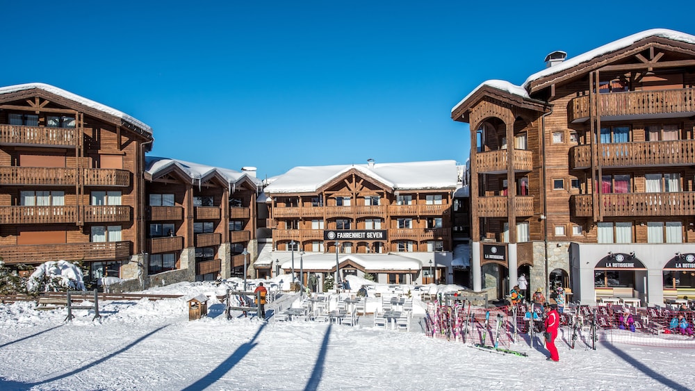 

Milano - Alpi francesi, Francia - Fahrenheit Seven Courchevel