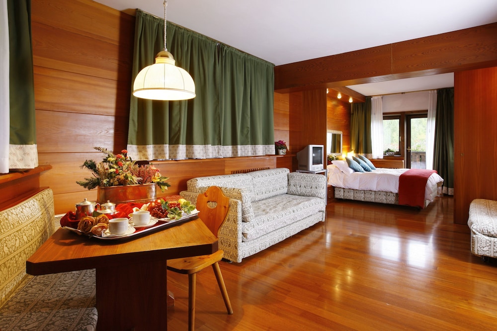 

Torino - San Vito di Cadore - Hotel Mirage