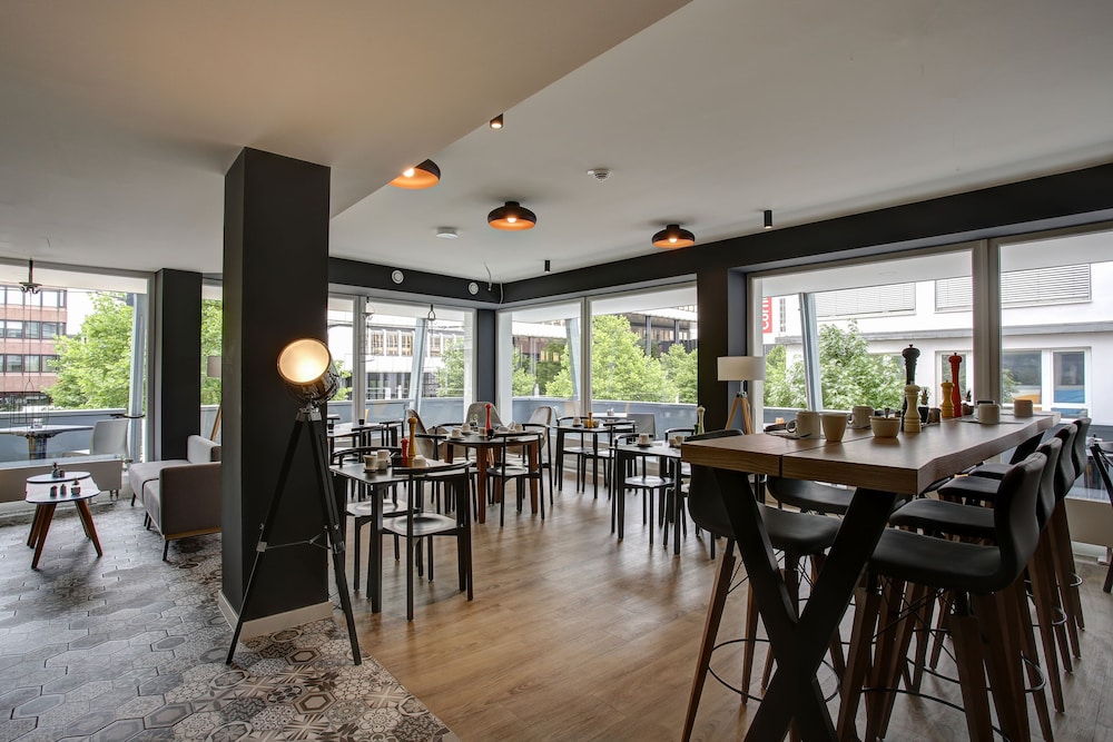 

Catania - Dortmund - Vienna House Easy by Wyndham Dortmund City