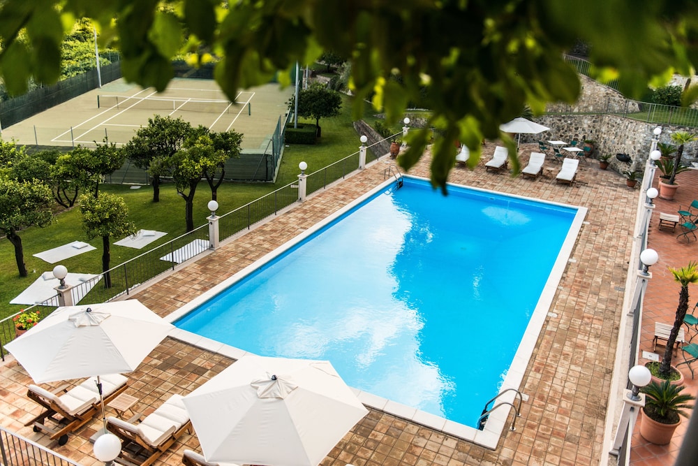 

Alghero - Messina - Villa Pulejo