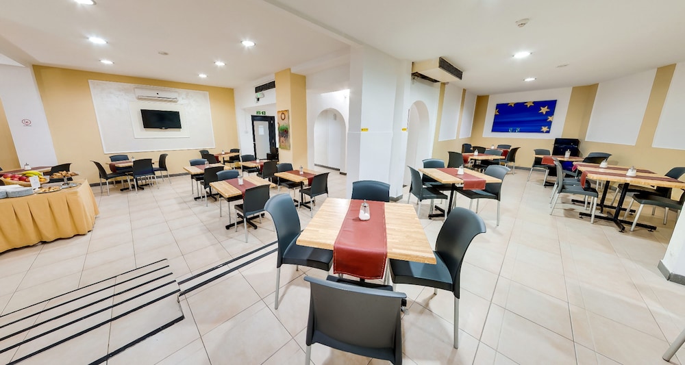 

Roma - Sliema - St. Julian's Bay Hotel