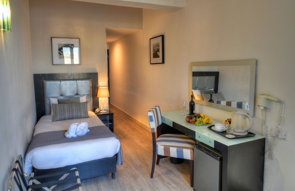 

Roma - Sliema - St. Julian's Bay Hotel