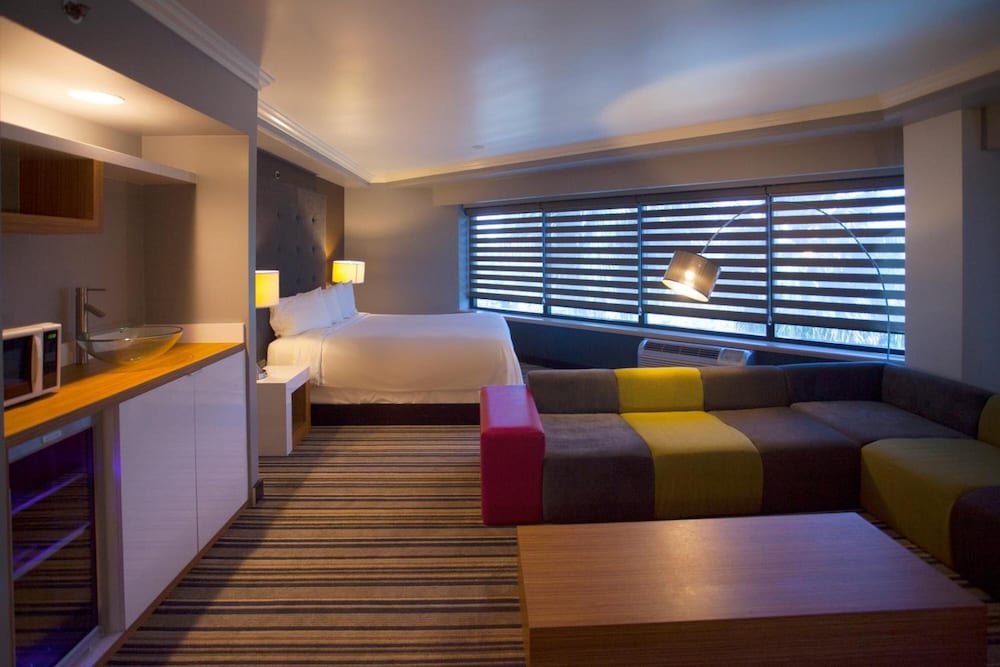 

Roma - Huntington Beach - Hotel Huntington Beach