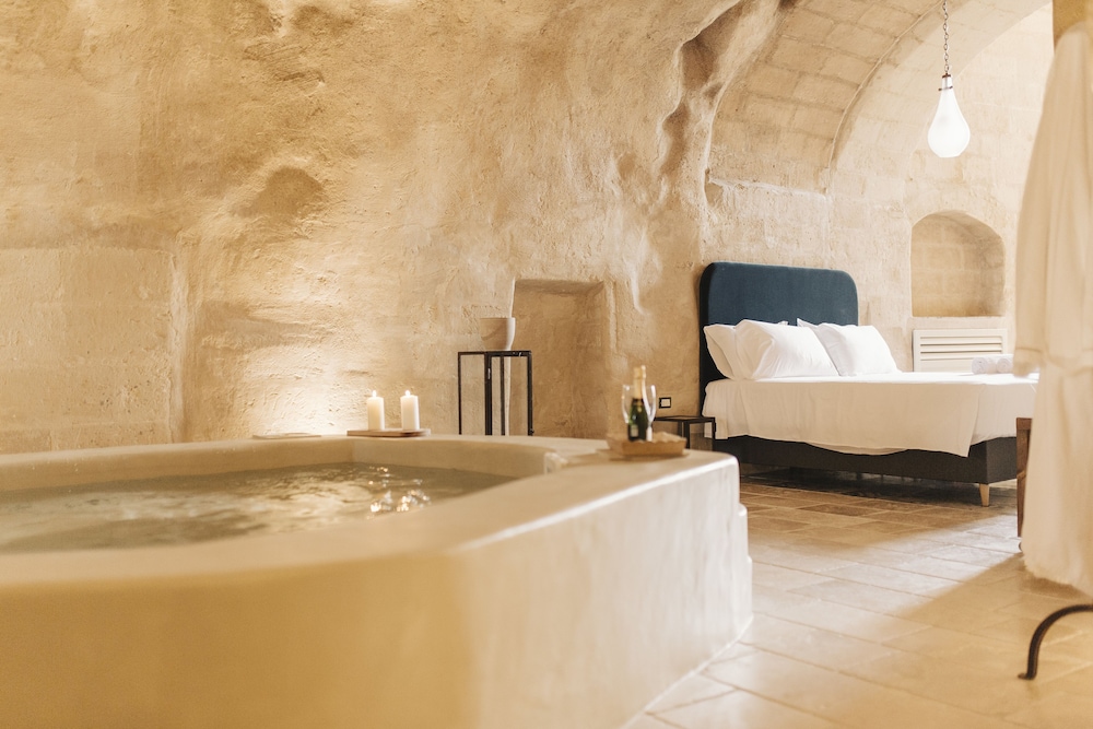 

Trieste - Matera - Palazzo Del Duca Hotel & Restaurant