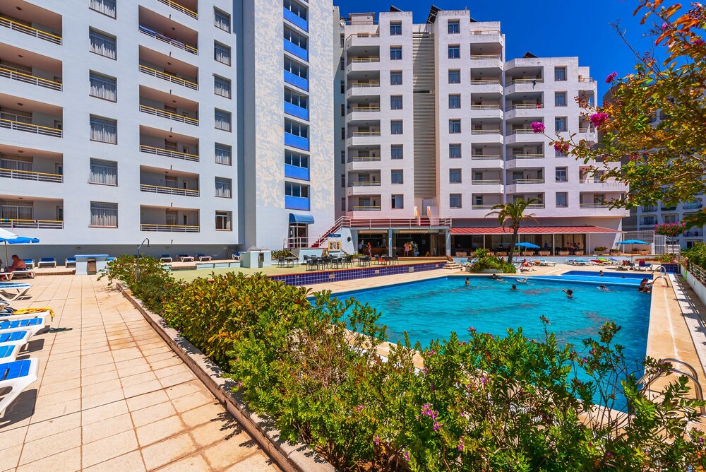 

Napoli - Roses - Xon's Platja ApartHotel