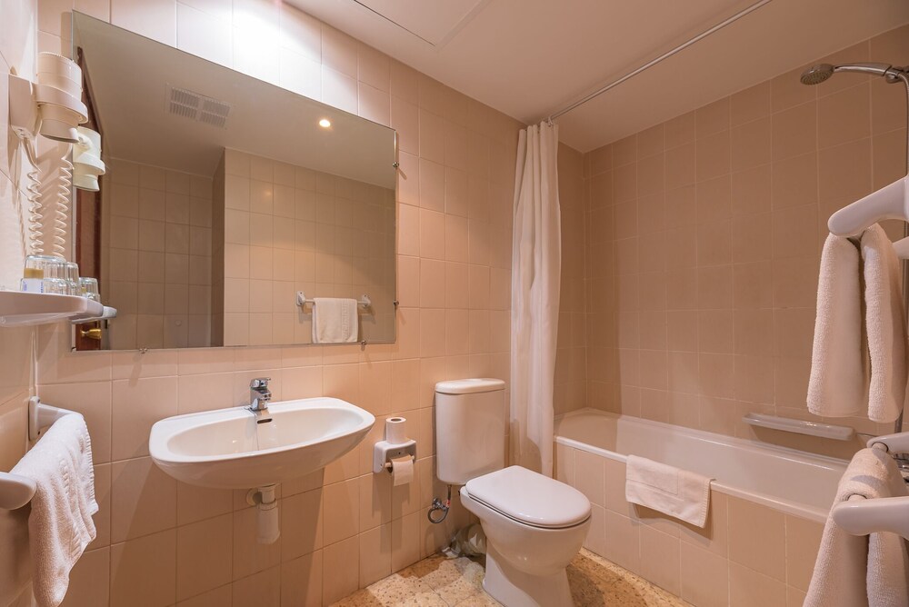 

Milano - Roses - Xon's Platja ApartHotel
